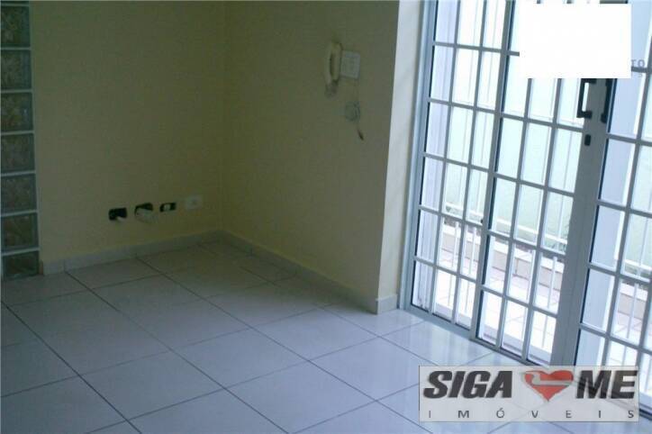 Sobrado à venda com 2 quartos, 240m² - Foto 1