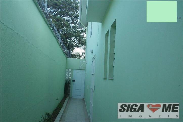 Sobrado à venda com 2 quartos, 240m² - Foto 13