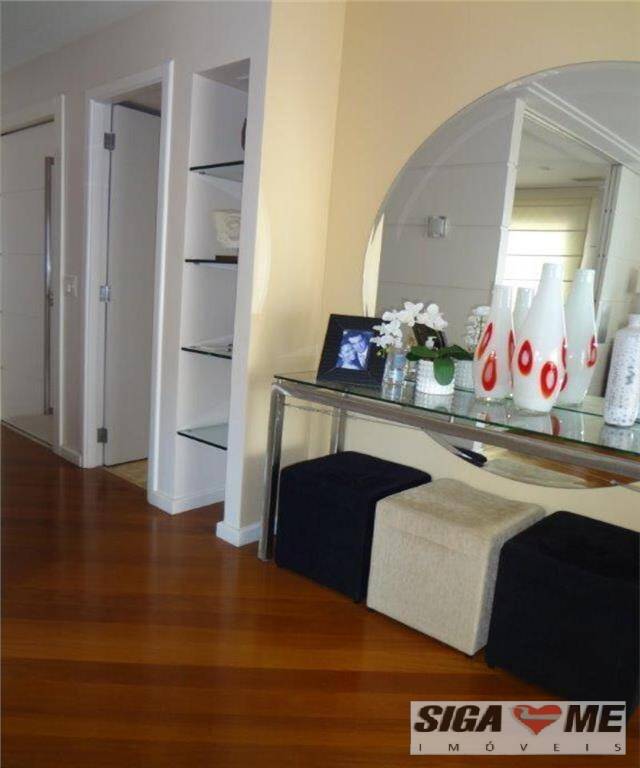 Apartamento à venda com 4 quartos, 209m² - Foto 11