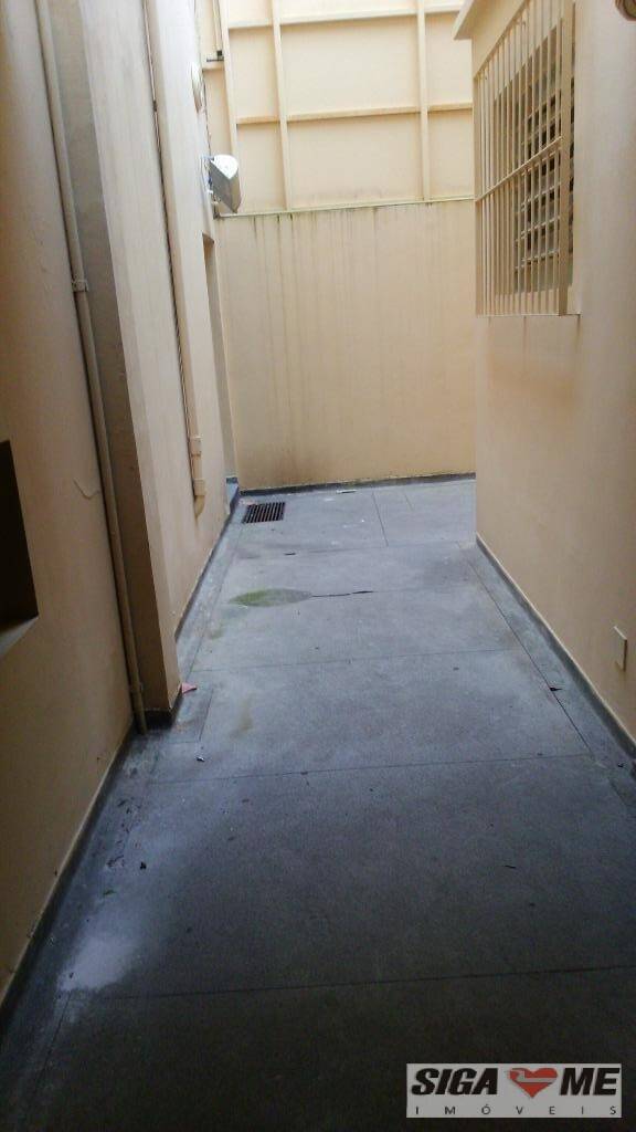 Sobrado para alugar com 3 quartos, 550m² - Foto 24