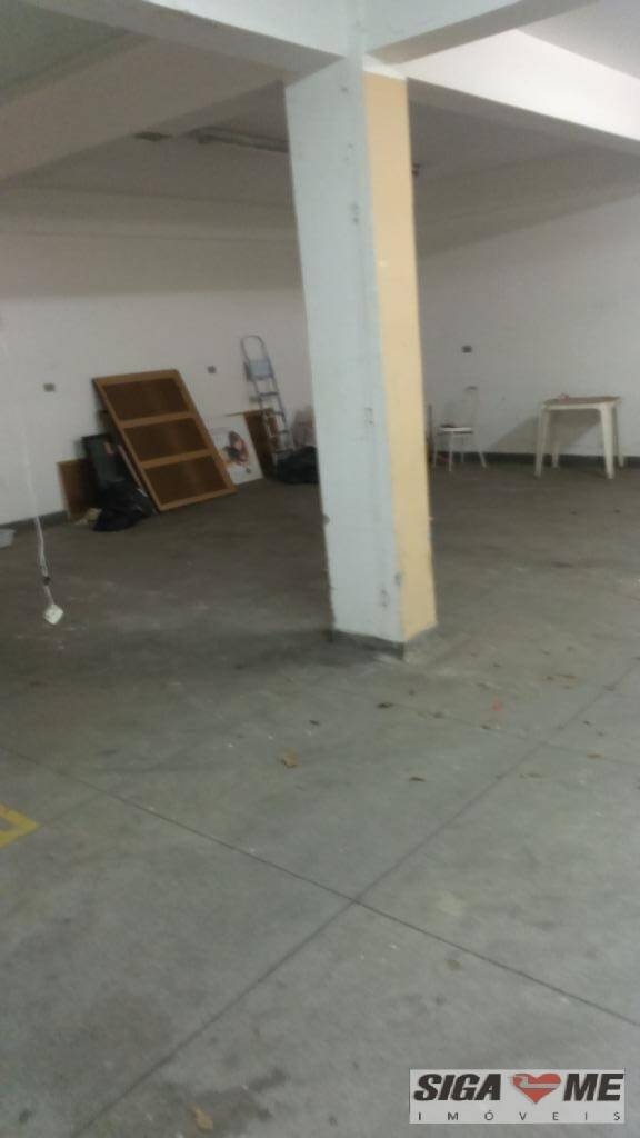 Sobrado para alugar com 3 quartos, 550m² - Foto 27