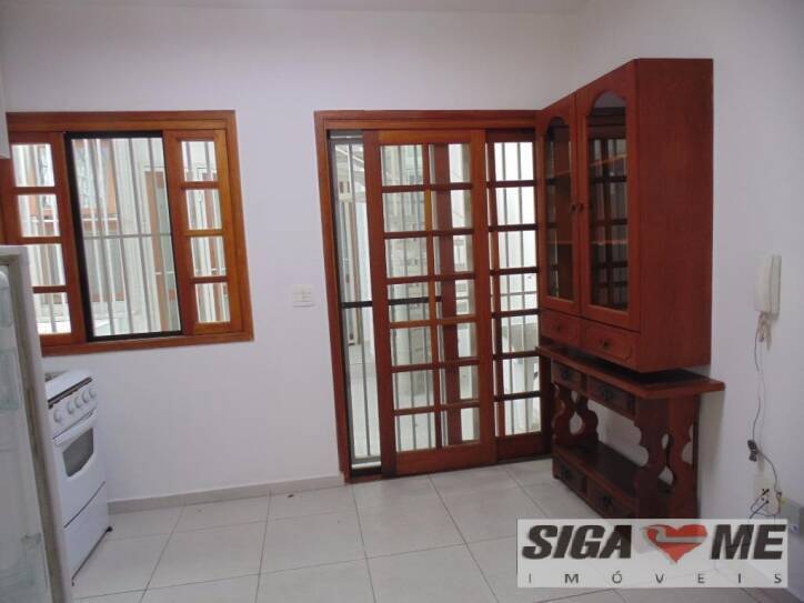 Sobrado à venda com 5 quartos, 180m² - Foto 1