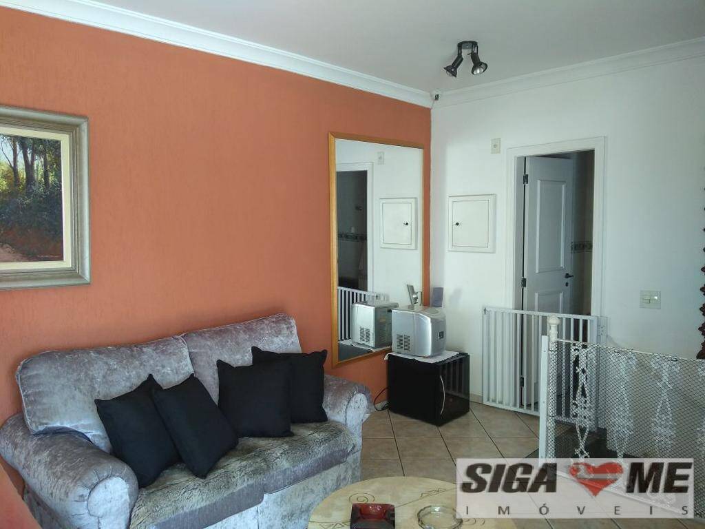 Apartamento à venda com 3 quartos, 206m² - Foto 2