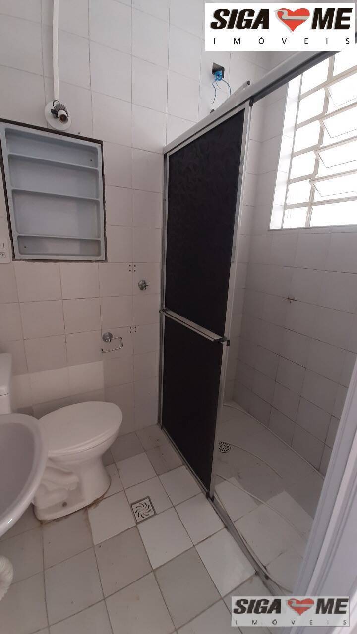 Casa para alugar com 2 quartos, 173m² - Foto 3