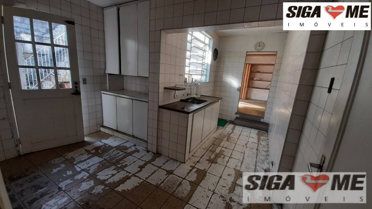 Casa para alugar com 2 quartos, 173m² - Foto 2