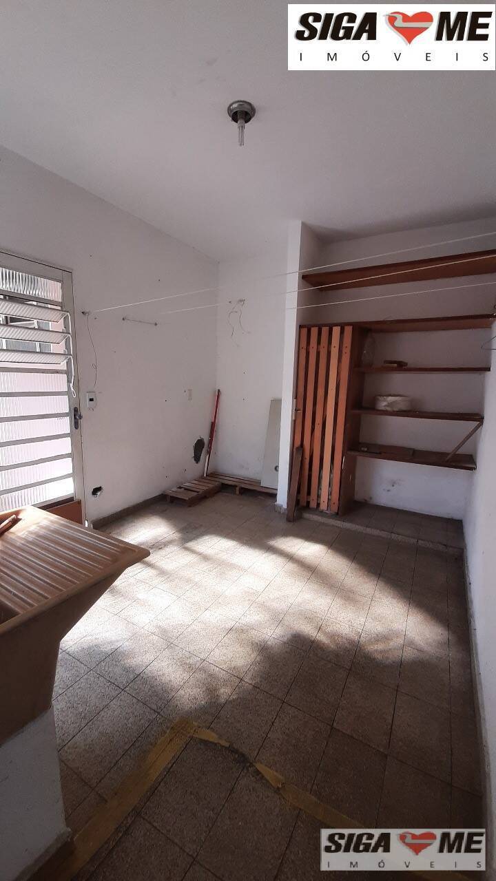 Casa para alugar com 2 quartos, 173m² - Foto 12