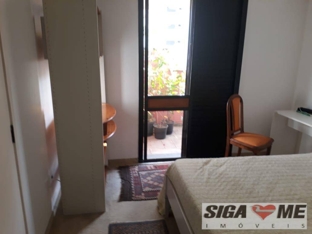 Apartamento à venda com 3 quartos, 232m² - Foto 7