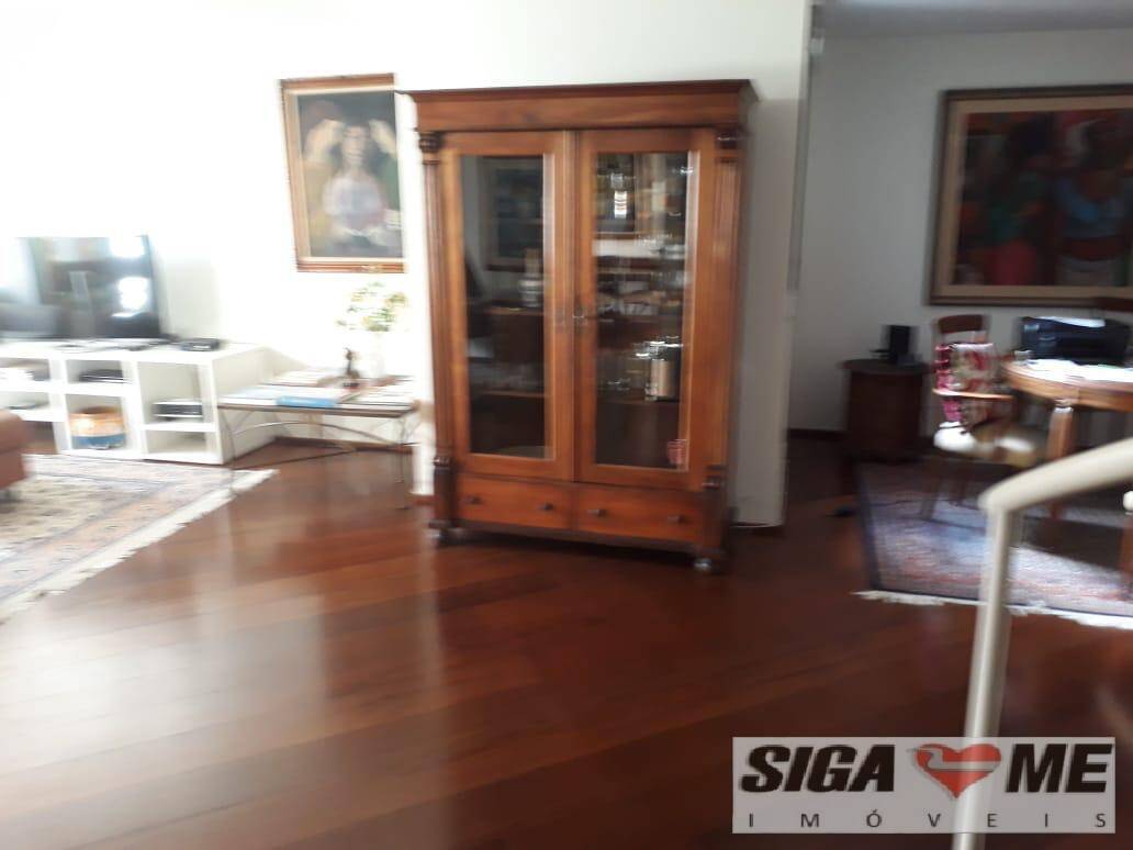 Apartamento à venda com 3 quartos, 232m² - Foto 23