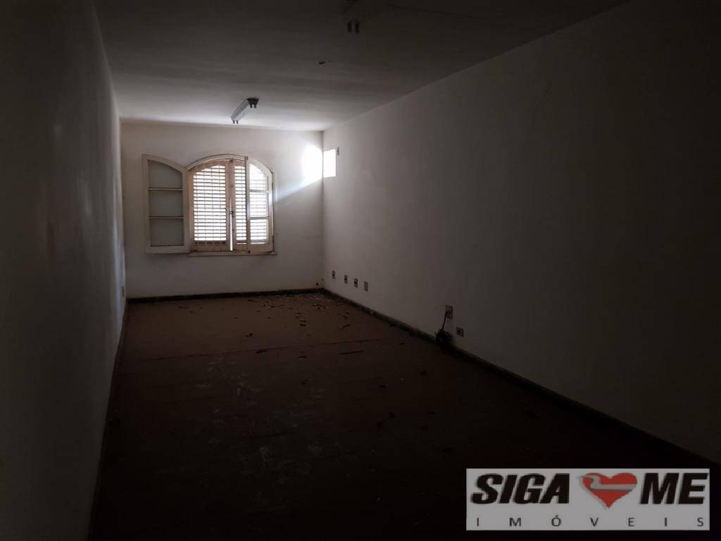 Sobrado para alugar com 4 quartos, 400m² - Foto 7