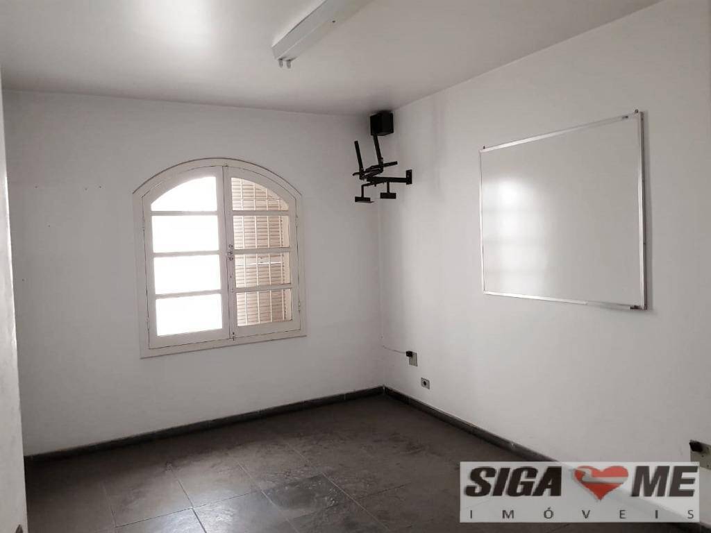 Sobrado para alugar com 4 quartos, 400m² - Foto 5