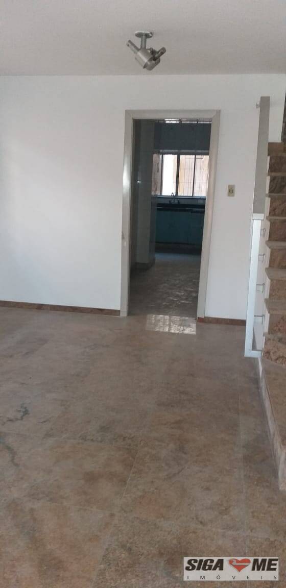 Casa para alugar com 4 quartos, 250m² - Foto 35