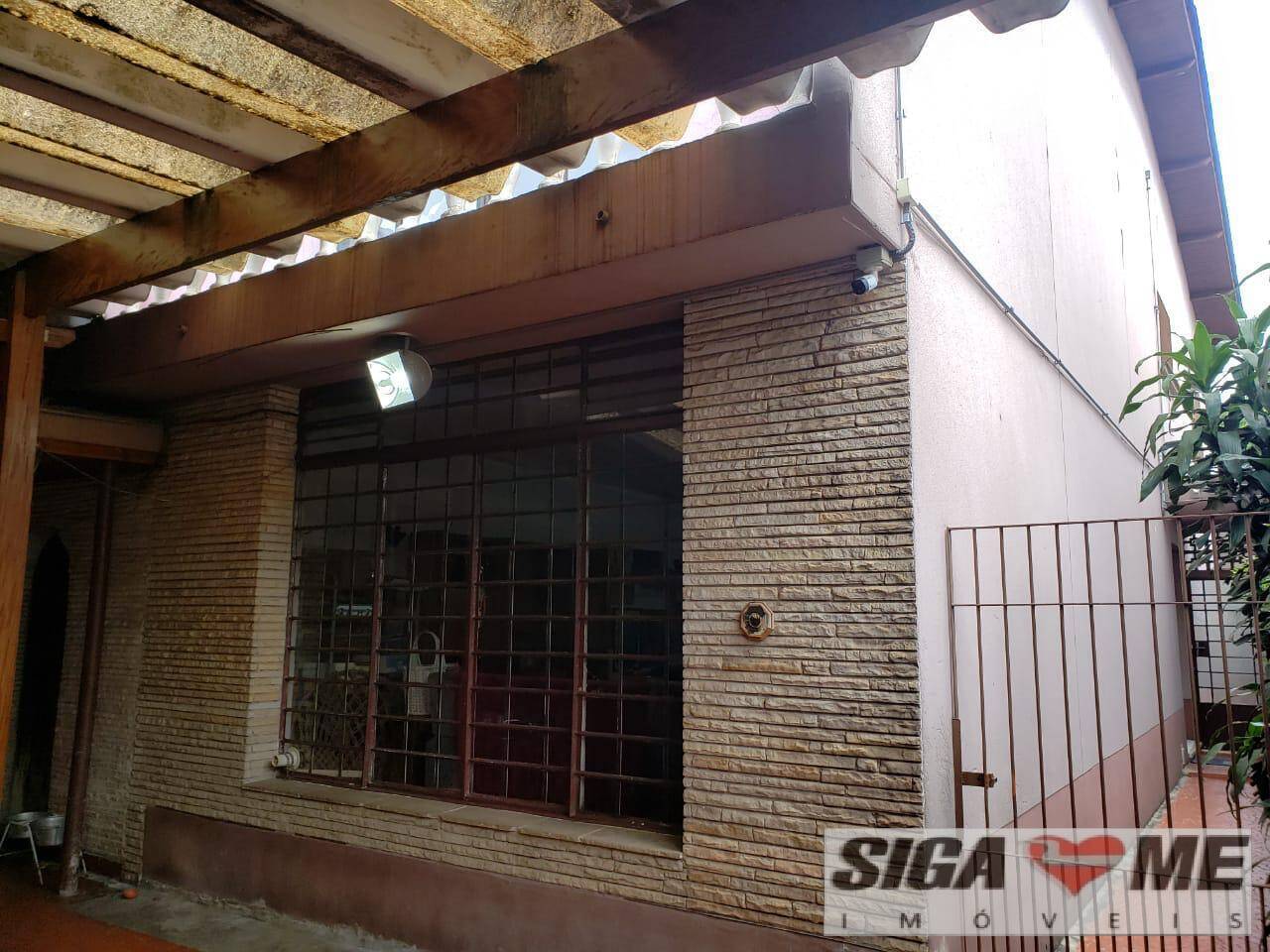 Casa à venda e aluguel com 3 quartos, 320m² - Foto 14