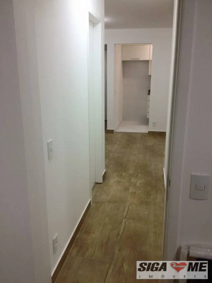 Apartamento à venda com 2 quartos, 64m² - Foto 3