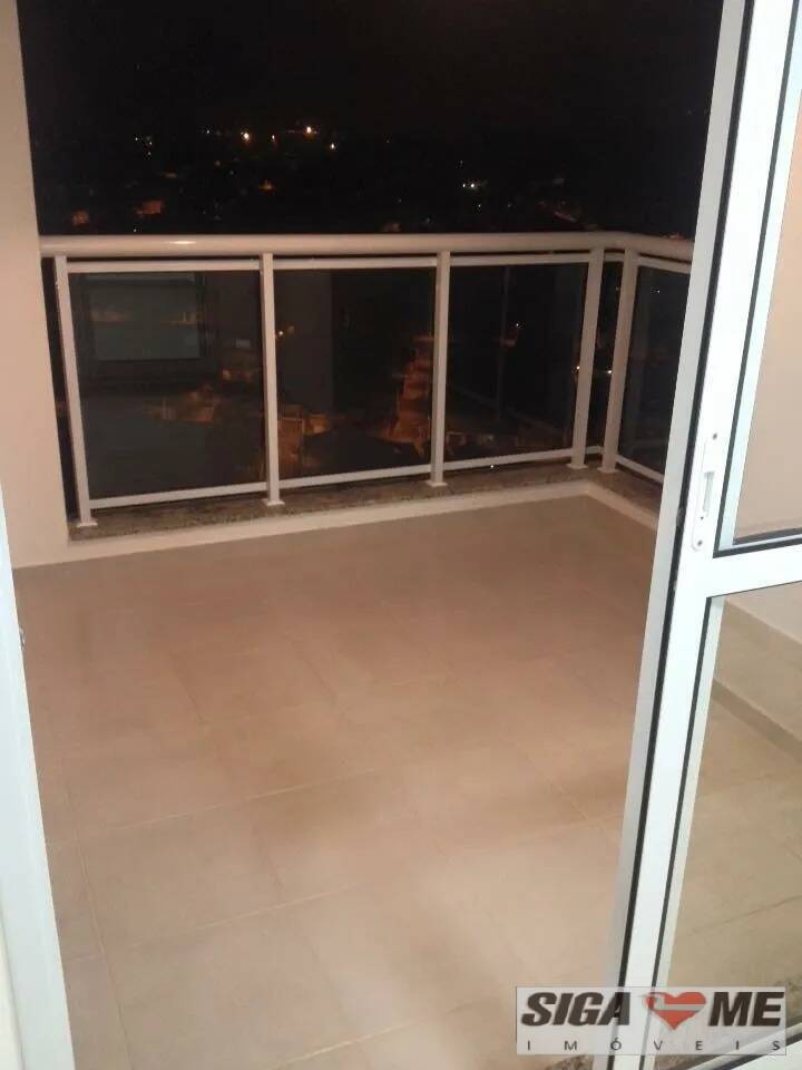 Apartamento à venda com 2 quartos, 64m² - Foto 9