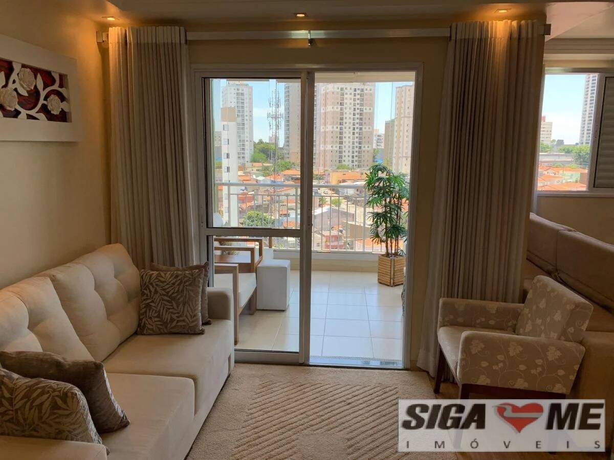 Apartamento à venda com 2 quartos, 70m² - Foto 2