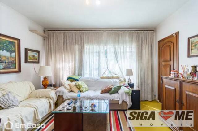 Casa à venda com 3 quartos, 13m² - Foto 1