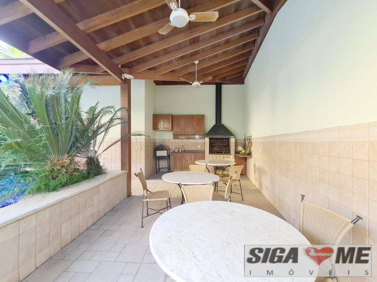 Casa à venda com 4 quartos, 900m² - Foto 18