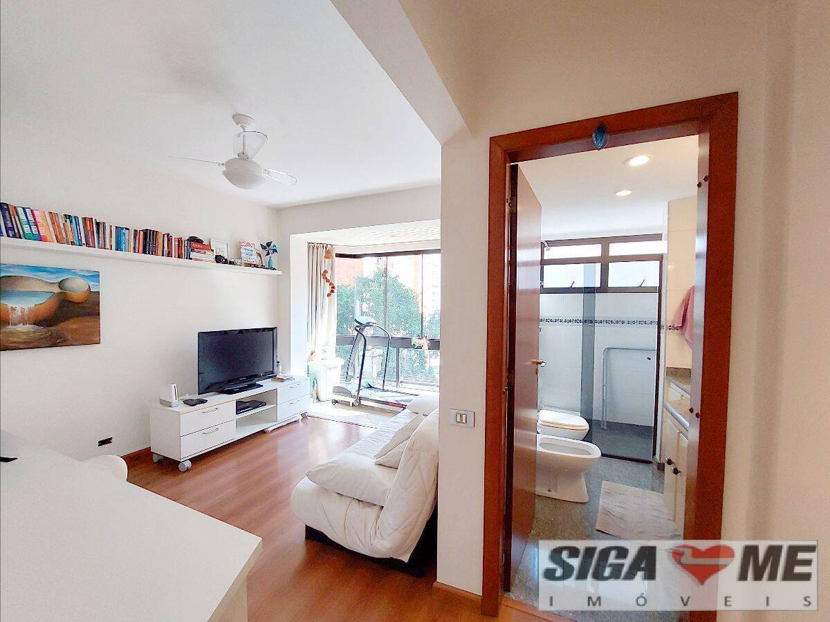 Apartamento à venda com 4 quartos, 226m² - Foto 11