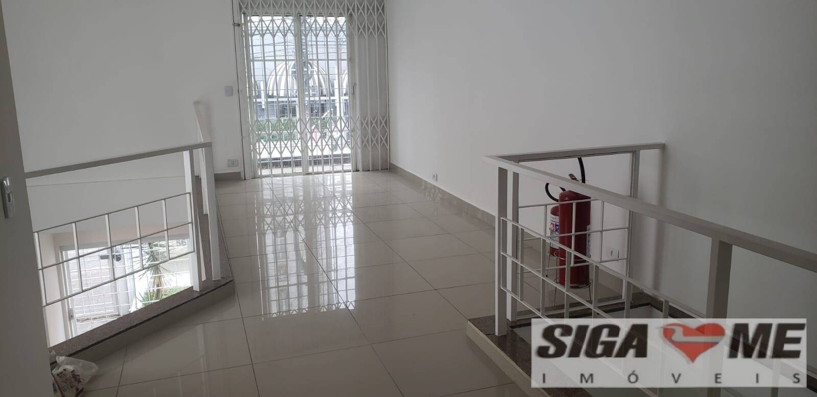 Sobrado para alugar com 1 quarto, 300m² - Foto 17