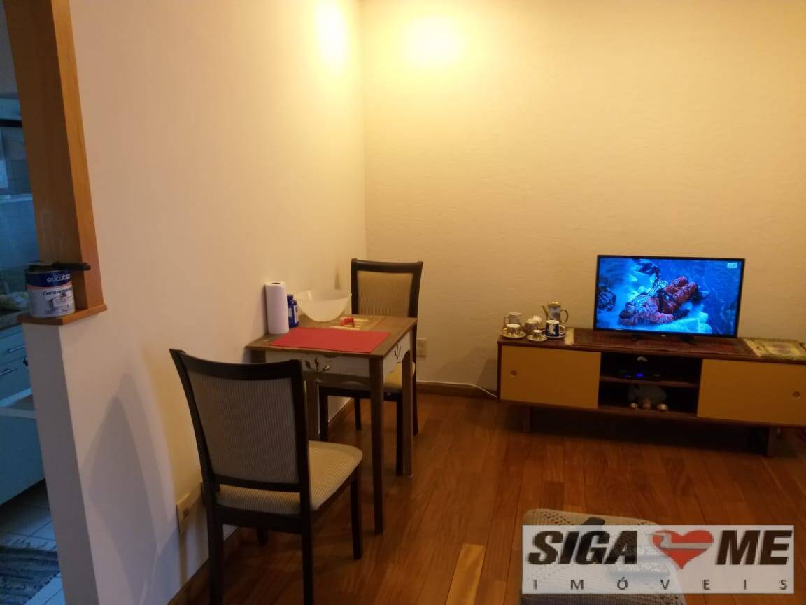 Apartamento à venda com 2 quartos, 66m² - Foto 19