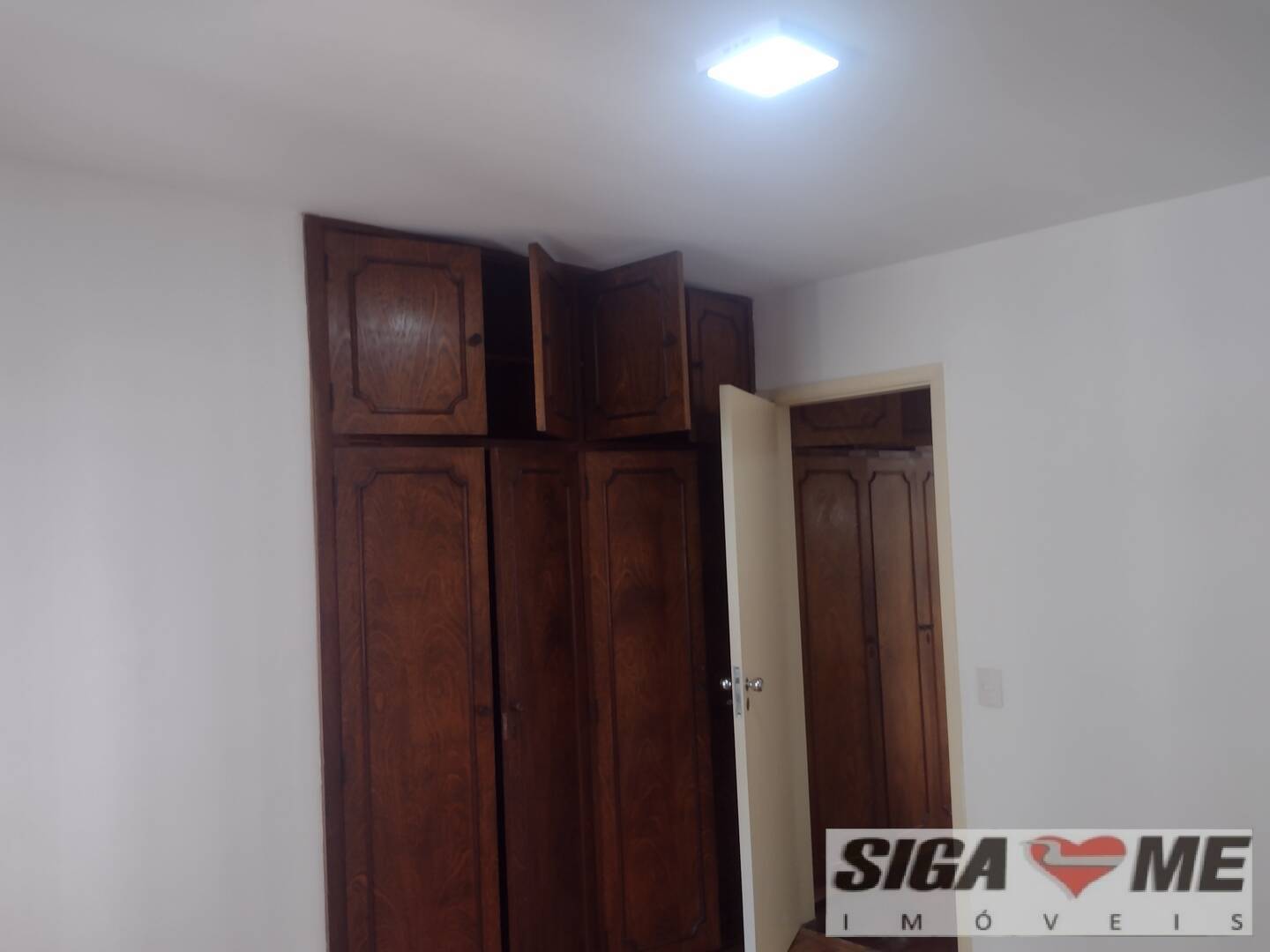 Apartamento à venda e aluguel com 3 quartos, 80m² - Foto 8