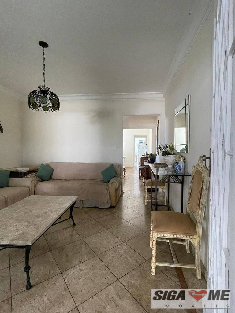 Casa à venda com 4 quartos, 220m² - Foto 10