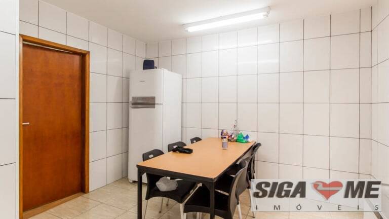 Casa à venda com 4 quartos, 170m² - Foto 17