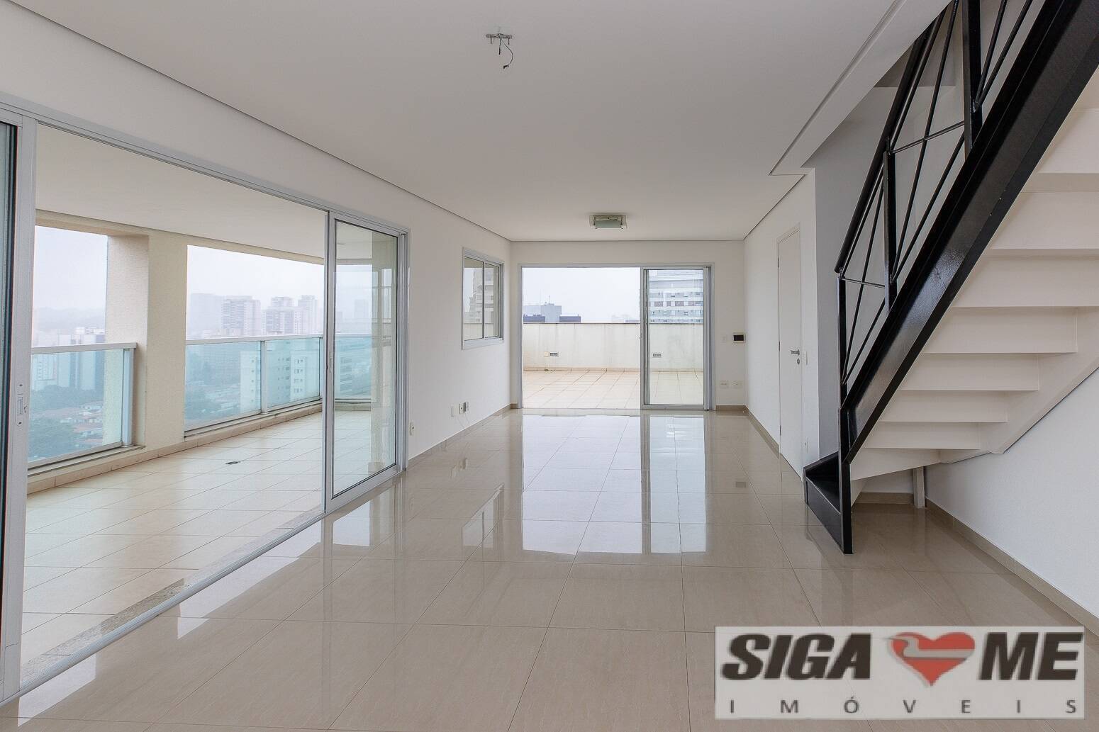 Apartamento à venda e aluguel com 4 quartos, 227m² - Foto 1