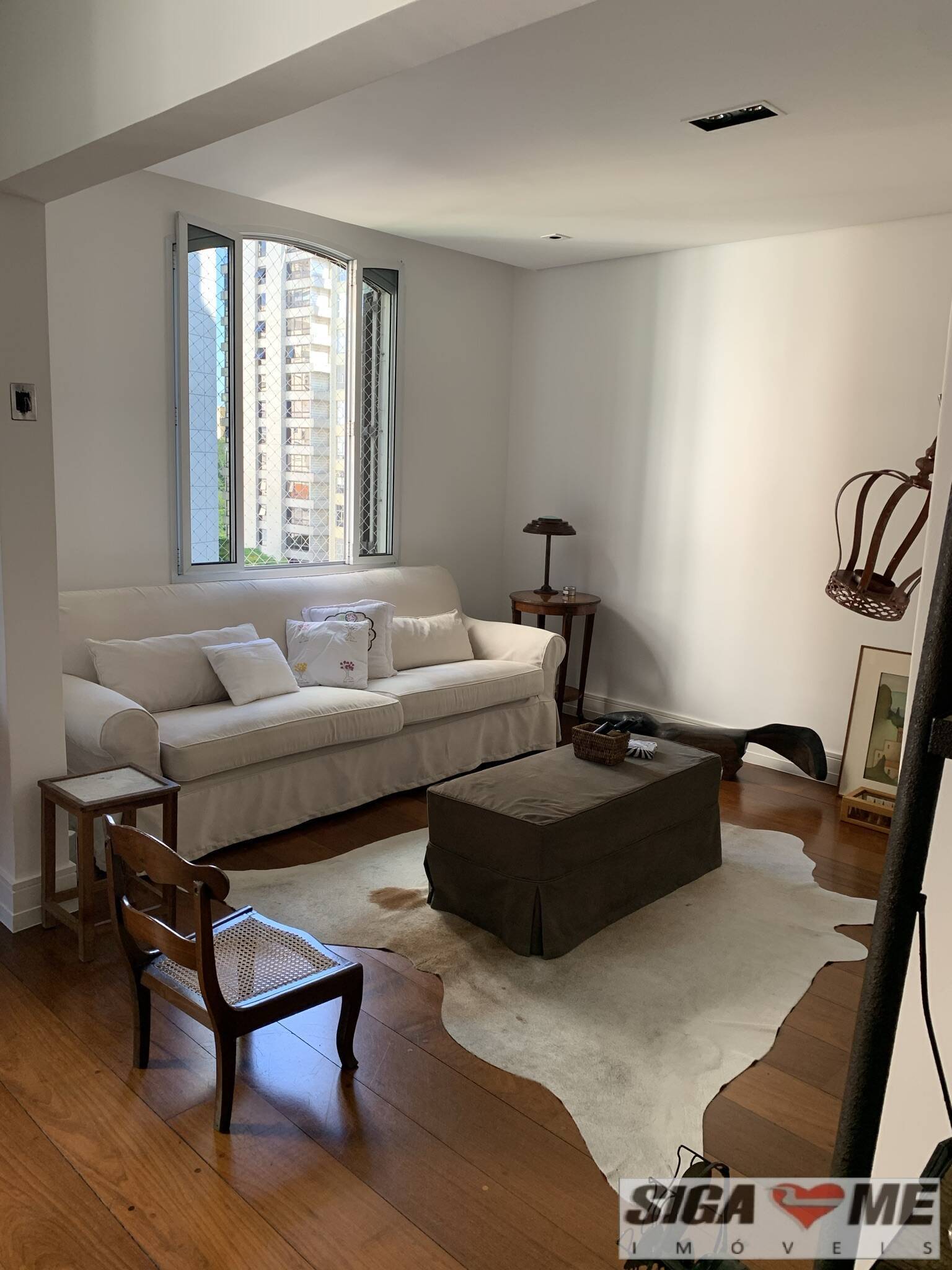 Apartamento à venda com 2 quartos, 160m² - Foto 1