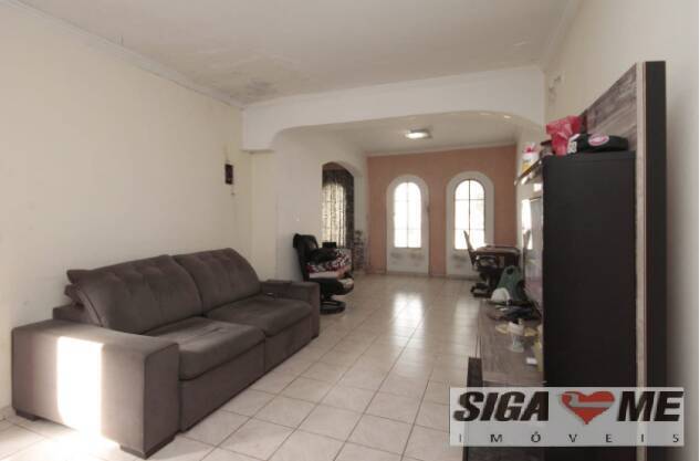 Casa à venda com 4 quartos, 300m² - Foto 1