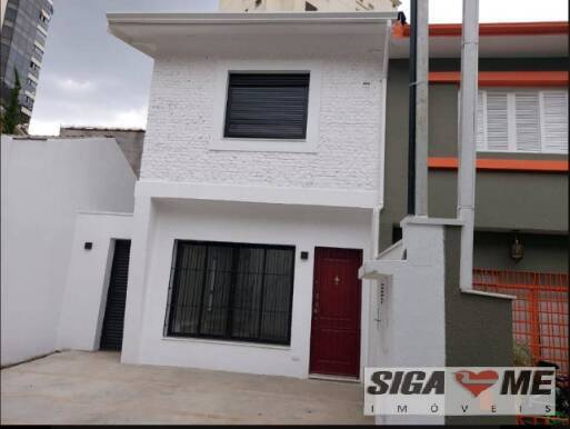 Casa à venda com 3 quartos, 128m² - Foto 1