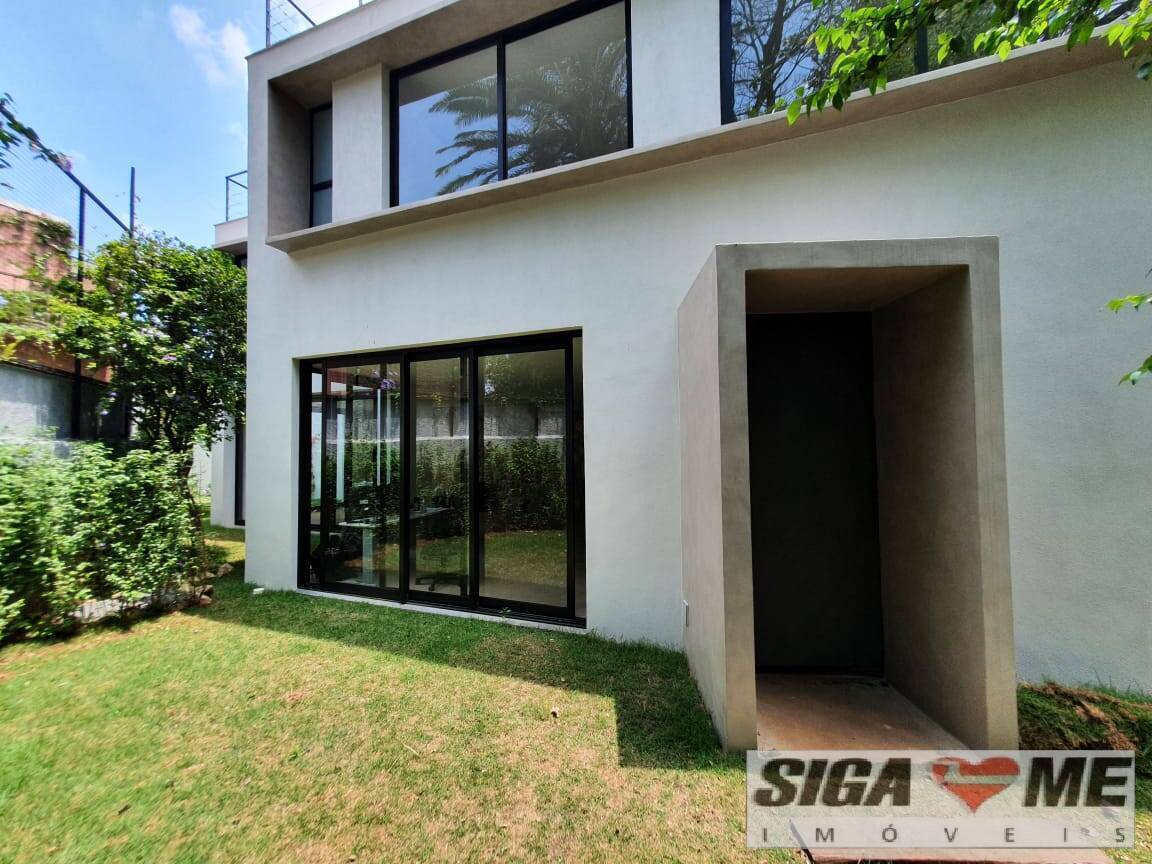 Casa à venda com 3 quartos, 318m² - Foto 2