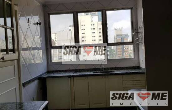 Apartamento para alugar com 3 quartos, 139m² - Foto 10