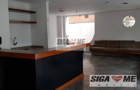 Apartamento para alugar com 3 quartos, 139m² - Foto 13