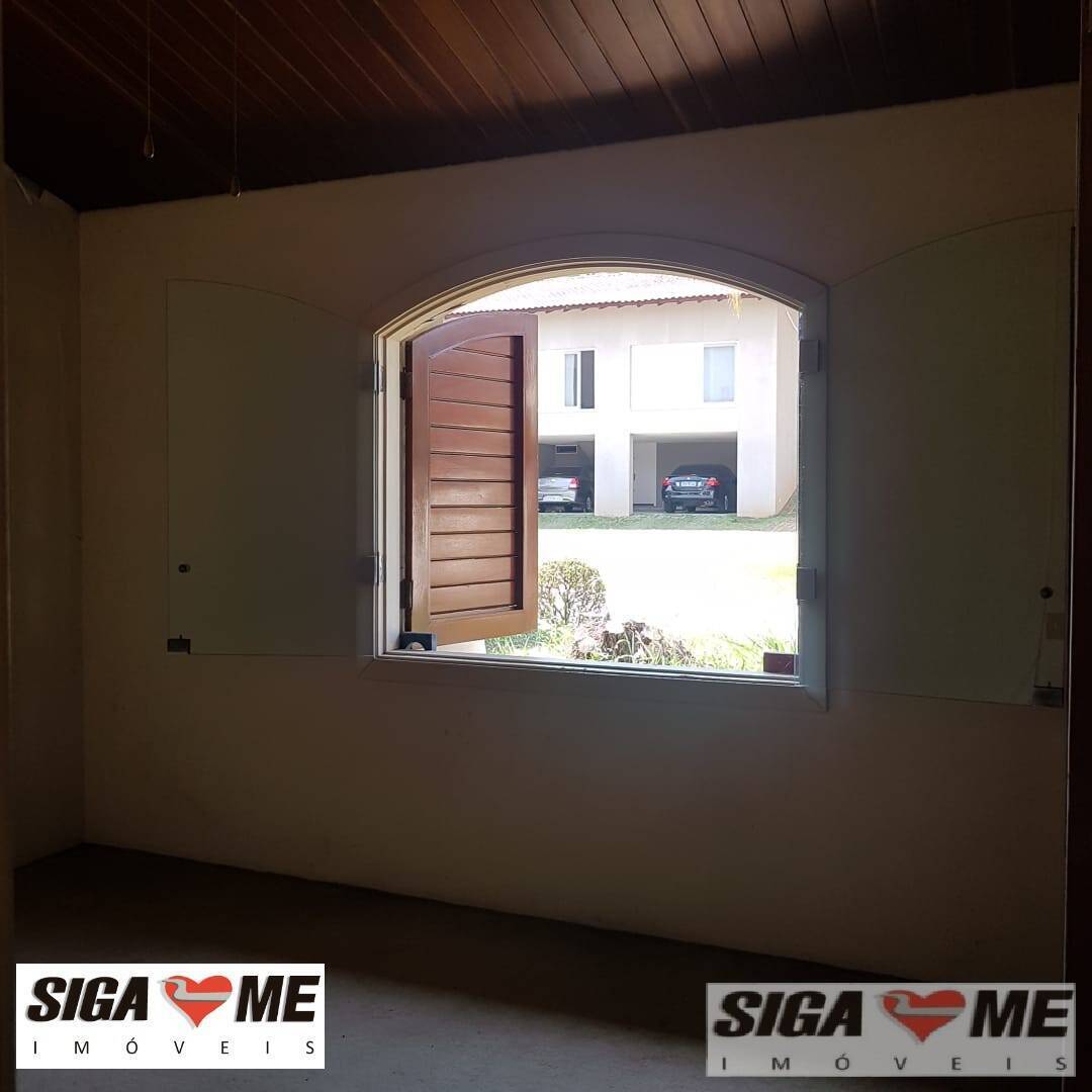 Casa à venda e aluguel com 3 quartos, 330m² - Foto 10