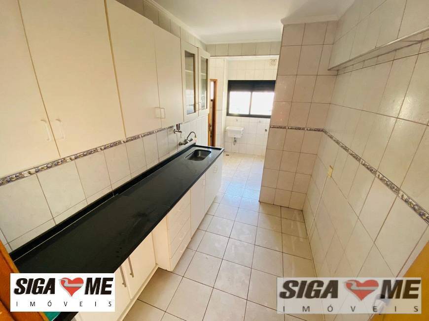 Apartamento à venda com 3 quartos, 74m² - Foto 19