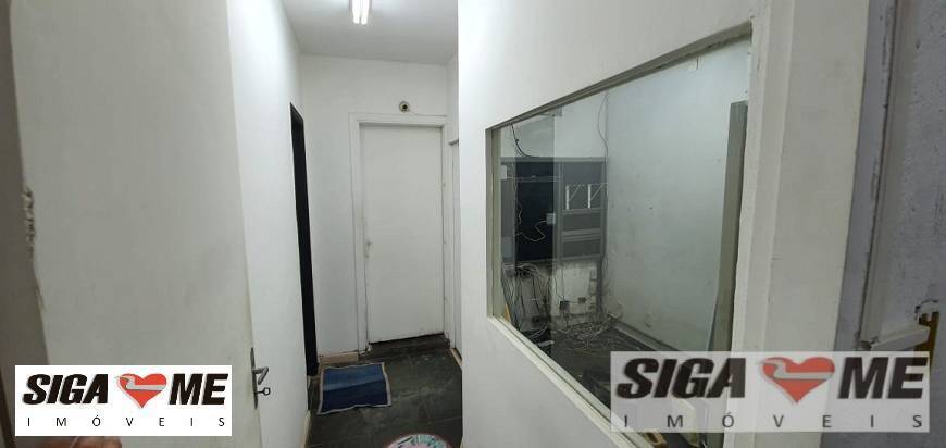 Sobrado à venda com 8 quartos, 220m² - Foto 7