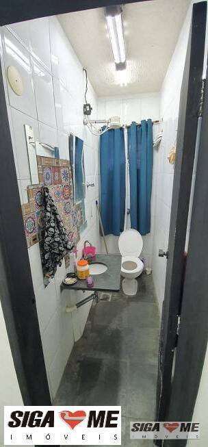 Sobrado à venda com 8 quartos, 220m² - Foto 8