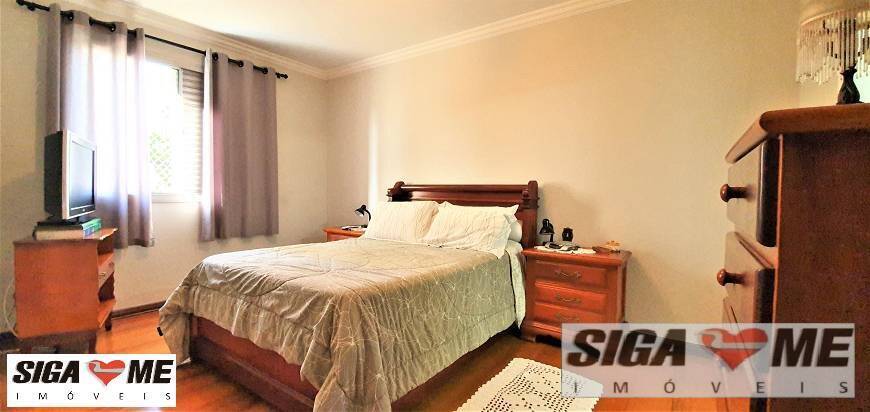 Apartamento à venda com 3 quartos, 200m² - Foto 7