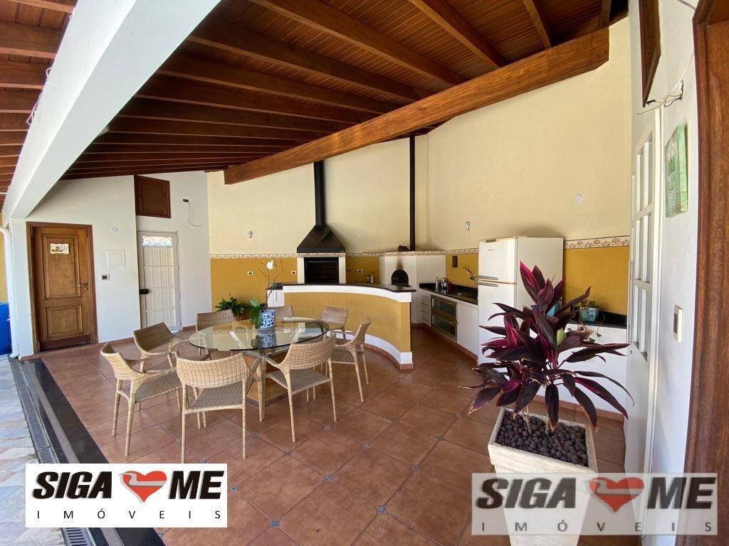 Casa à venda com 4 quartos, 550m² - Foto 6