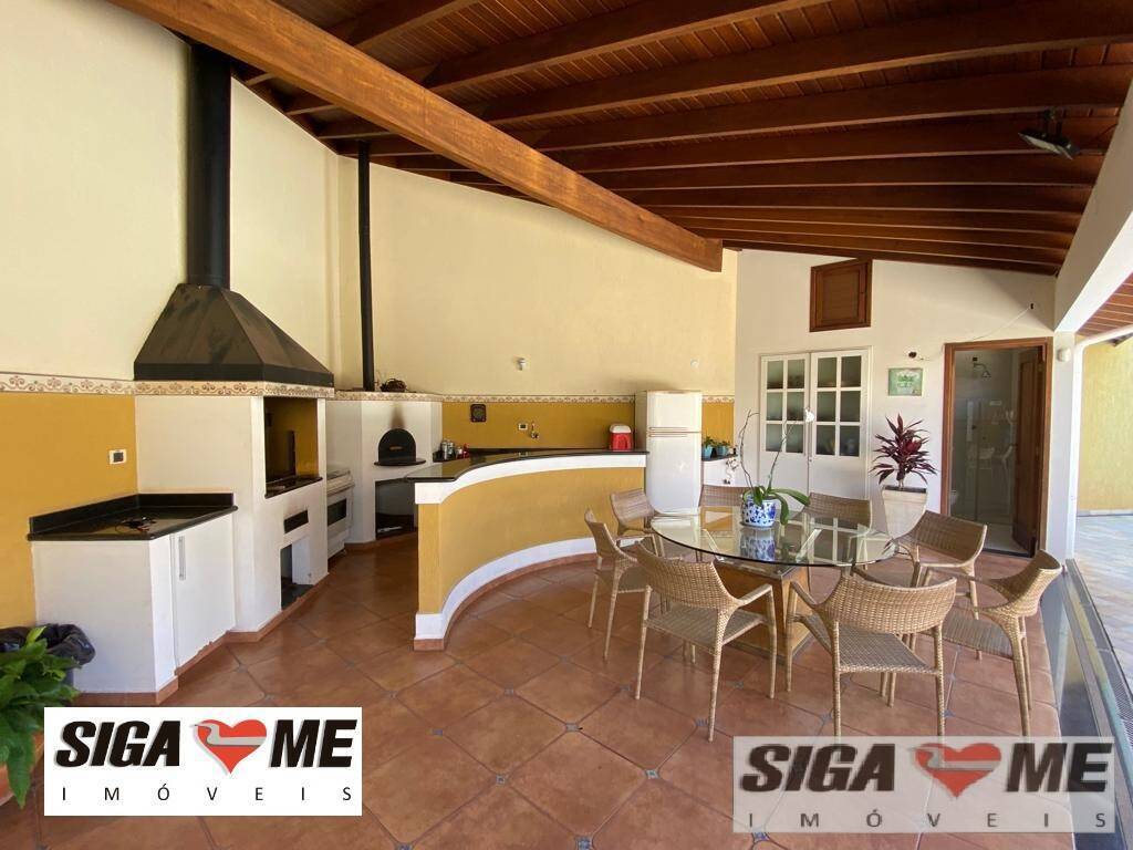 Casa à venda com 4 quartos, 550m² - Foto 5