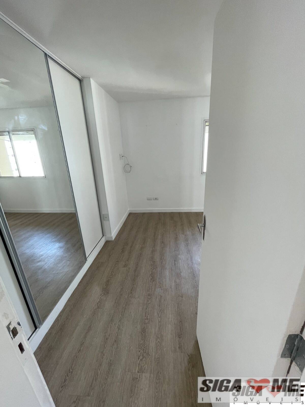 Apartamento à venda com 2 quartos, 58m² - Foto 3