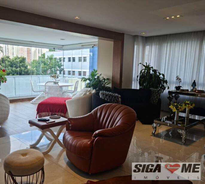 Apartamento à venda com 4 quartos, 225m² - Foto 13