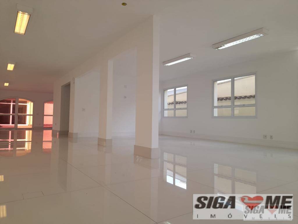 Prédio Inteiro para alugar, 680m² - Foto 35