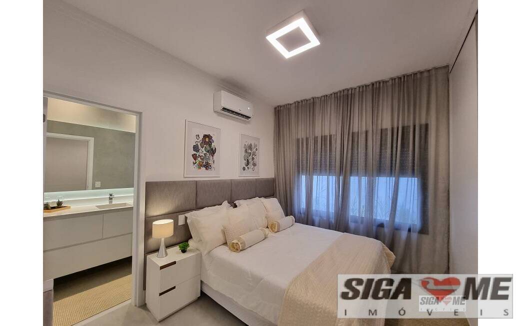 Casa à venda com 3 quartos, 240m² - Foto 7