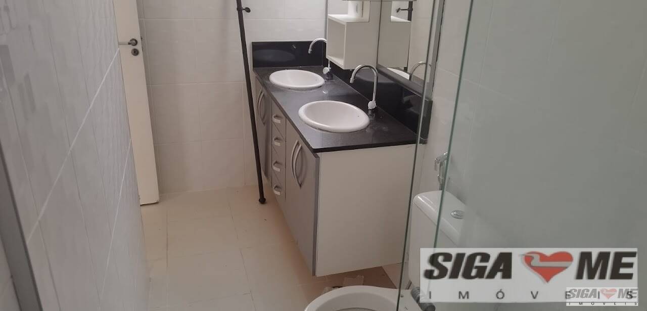 Casa para alugar com 3 quartos, 230m² - Foto 17