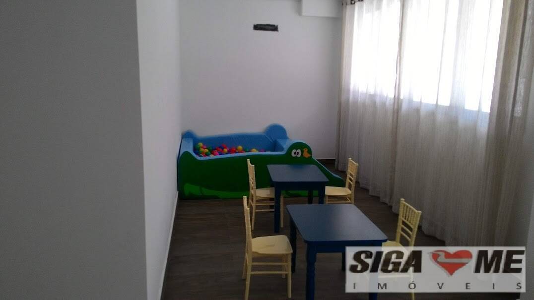 Apartamento à venda com 1 quarto, 48m² - Foto 11