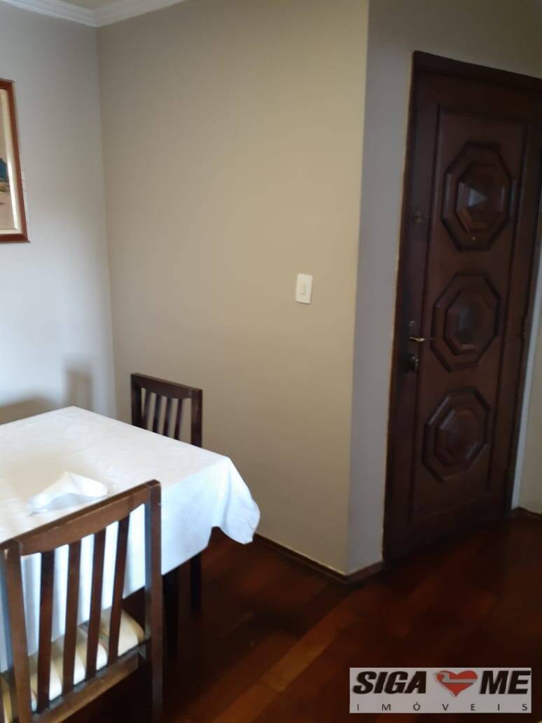 Apartamento à venda com 2 quartos, 68m² - Foto 9