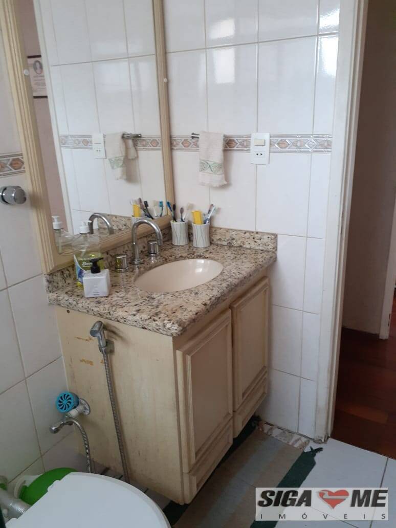 Apartamento à venda com 2 quartos, 68m² - Foto 7