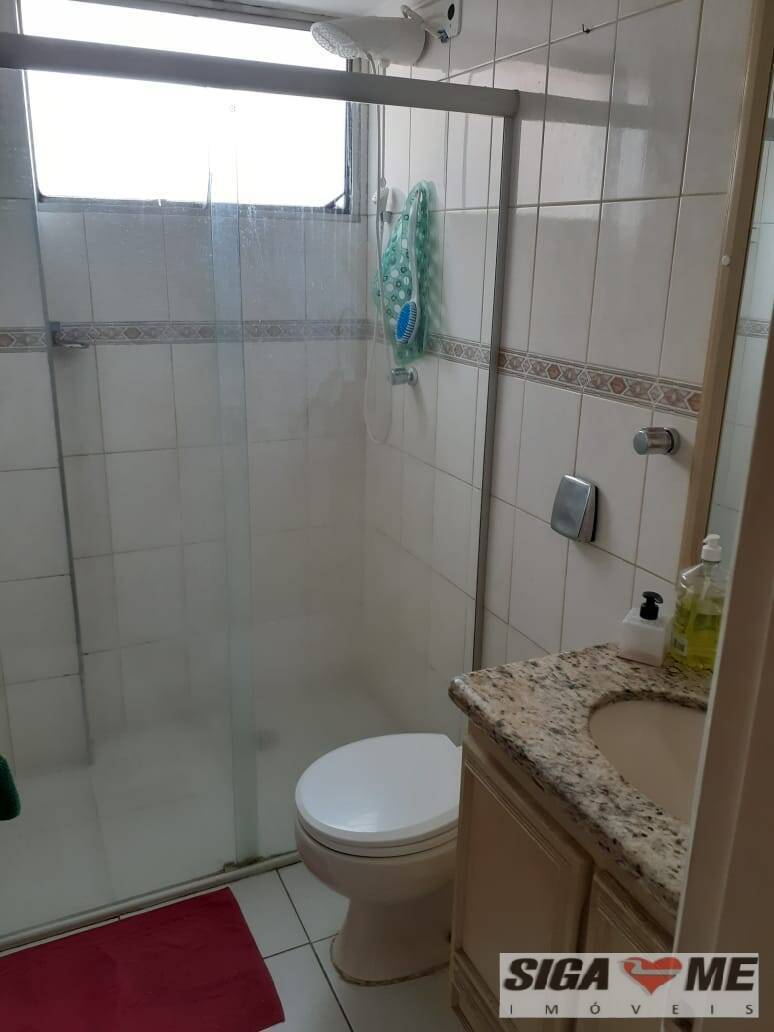 Apartamento à venda com 2 quartos, 68m² - Foto 8